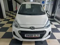Used Hyundai i10 GO! 67 HP (49 kW) 2019 White Hatchback