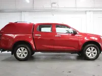 Used Isuzu D-Max 163 HP (119 kW) 2023 Red Pickup