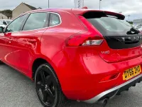 Used Volvo V40 R-Design 122 HP (89 kW) 2019 Hatchback