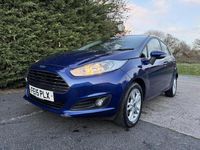 Used Ford Fiesta Zetec 100 HP (73 kW) 2015 Blue Hatchback