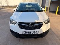 Used Vauxhall Crossland X S 110 HP (80 kW) 2019 White SUV