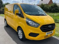 Used Ford Transit Custom 130 HP (95 kW) 2018 Yellow Van