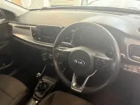 Used Kia Rio 84 HP (61 kW) 2017 Grey Hatchback