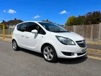 Used Vauxhall Meriva 2015 White MPV
