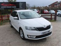 Used Skoda Rapid SE 2014 White Hatchback