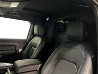 Usado Land Rover Defender SE 249 HP (183 kW) 2023 Cinzento SUV