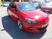 Used Vauxhall Astra Edition 140 HP (102 kW) 2016 Red Hatchback