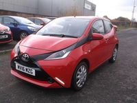 Used Toyota Aygo X-play 68 HP (50 kW) 2016 Red Hatchback