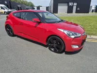 Used Hyundai Veloster Sport 140 HP (102 kW) 2012 Red Hatchback