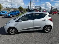 Used Hyundai i10 Premium 83 HP (61 kW) 2014 Silver Hatchback
