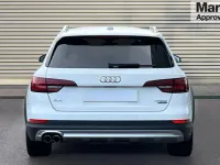 Used Audi A4 Allroad Sport 190 HP (139 kW) 2017 White Estate
