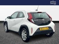 Used Toyota Aygo X PURE 72 HP (52 kW) 2023 White SUV