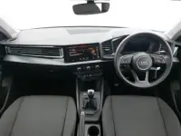 Used Audi A1 Design 95 HP (69 kW) 2023 White SUV