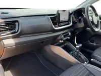Used Kia Stonic GT-Line S 117 HP (86 kW) 2023 Yellow SUV