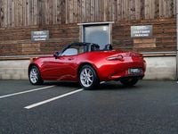 Used Mazda MX5 131 HP (96 kW) 2017 Red Cabriolet