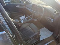 Used Audi A4 Advanced 190 HP (139 kW) 2018 Grey Sedan