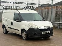 Second-hand Vauxhall Combo 2015 Alb Van