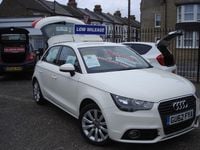 Used Audi A1 Sport 86 HP (63 kW) 2012 White Hatchback