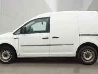 Usado VW Caddy Startline 102 HP (75 kW) 2017 Branco Monovolume