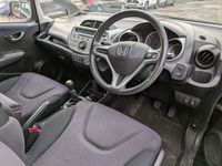Second-hand Honda Jazz SI 90 CP (66 kW) 2010 Negru Hatchback