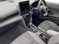 Used Toyota Yaris Hybrid Design 116 HP (85 kW) 2025 Estate