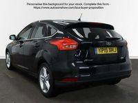 Used Ford Focus Zetec 125 HP (91 kW) 2015 Black Hatchback