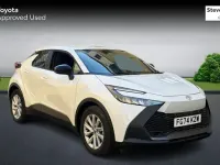 Used Toyota C-HR 140 HP (102 kW) 2024 White SUV