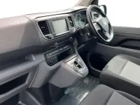 Usado Vauxhall Vivaro Elite 98 kW (134 CV) 2022 Gris Monovolumen