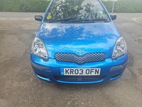 Second-hand Toyota Yaris T3 2003 Albastru Hatchback