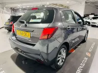Used Toyota Yaris 99 HP (72 kW) 2014 Grey Hatchback