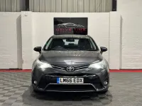 Used Toyota Avensis Business Edition 143 HP (105 kW) 2016 Grey Estate
