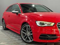 Begagnad Audi S3 Sportback Advanced 300 HK (220 kW) 2015 Röd Halvkombi