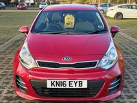 Used Kia Rio 109 HP (80 kW) 2016 Red Hatchback