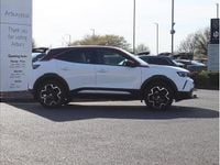 Used Vauxhall Mokka SRi 130 HP (95 kW) 2022 White SUV