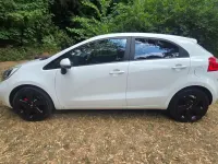Used Kia Rio 109 HP (80 kW) 2014 White Hatchback
