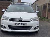 Used Citroën C4 SELECTION 2013 White Hatchback