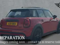 Begagnad Mini Cooper Exclusive 134 HK (98 kW) 2022 Röd Halvkombi