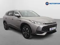 Usado MG HS Trophy 224 HP (164 kW) 2025 Prateado SUV