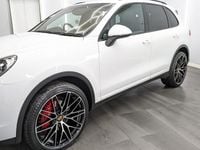 Używany Porsche Cayenne 262 KM (192 kW) 2017 Biały SUV