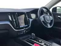 Used Volvo XC60 Momentum 250 HP (183 kW) 2021 Black SUV