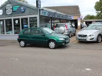 Used Citroën Saxo 60 HP (44 kW) 2001 Green Hatchback