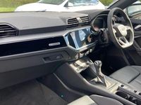 Begagnad Audi Q3 Black Edition 150 HK (110 kW) 2025 Blå SUV