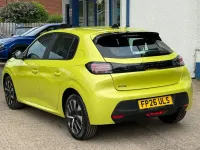 Uusi Peugeot 208 Style 100 HP (73 kW) 2026 Keltainen Viistoperä