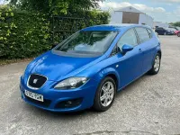Used Seat Leon Ecomotive 105 HP (77 kW) 2010 Blue Hatchback