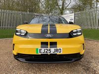 Used Ford Capri Extended Range 210 kW (286 HP) 2025 Yellow SUV