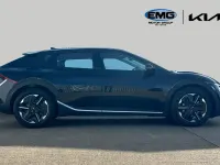 Usado Kia EV6 125 kW (170 HP) 2025 Preto SUV