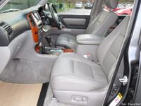 Used Toyota Land Cruiser 201 HP (147 kW) 2005 SUV