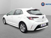 Used Toyota Corolla 122 HP (89 kW) 2022 White Hatchback