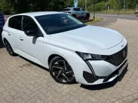 Used Peugeot 308 Allure 2024 White Hatchback