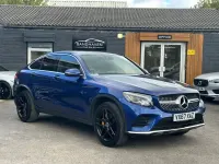 Usado Mercedes GLC250 AMG line 2017 Azul Coupé